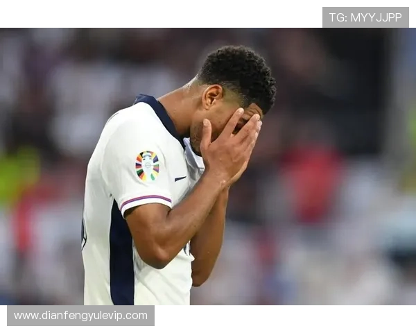 欧洲杯爆冷不断，年轻球员崭露头角改写赛场格局