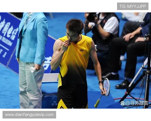 网球赛场激战正酣：顶级球员争夺世界排名与大满贯荣耀